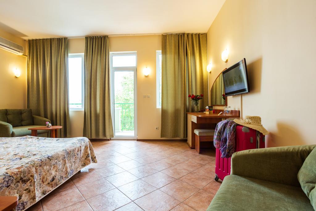 Ljuljak Hotel Golden Sands Quarto foto