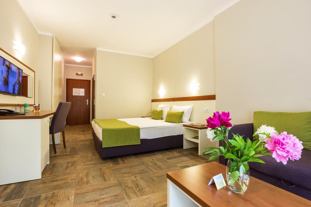 Ljuljak Hotel Golden Sands Exterior foto