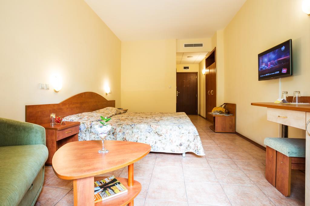 Ljuljak Hotel Golden Sands Quarto foto