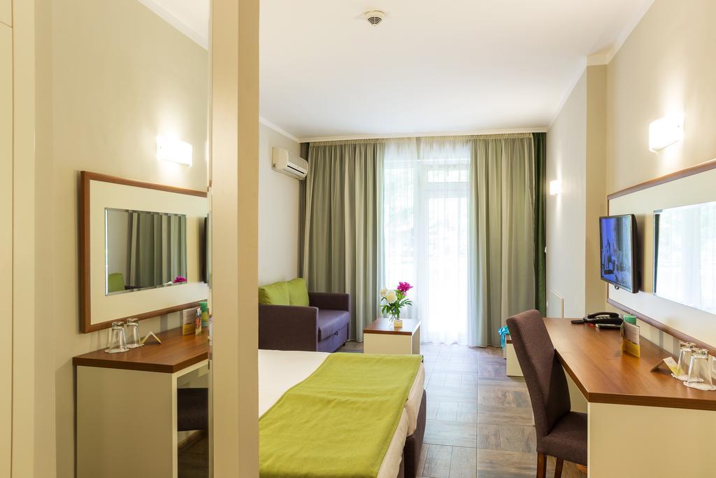 Ljuljak Hotel Golden Sands Quarto foto