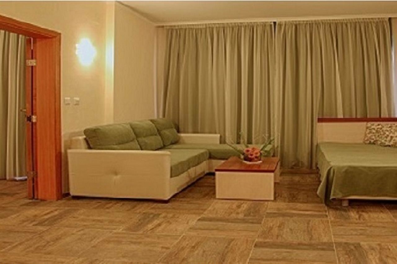 Ljuljak Hotel Golden Sands Exterior foto